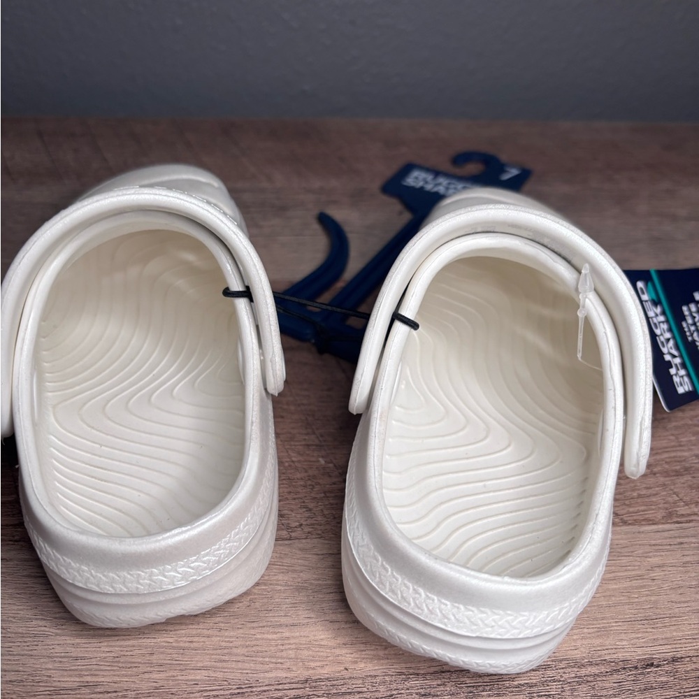 Rugged‎ Shark Kids Cream Sandals - Picture 6 of 8